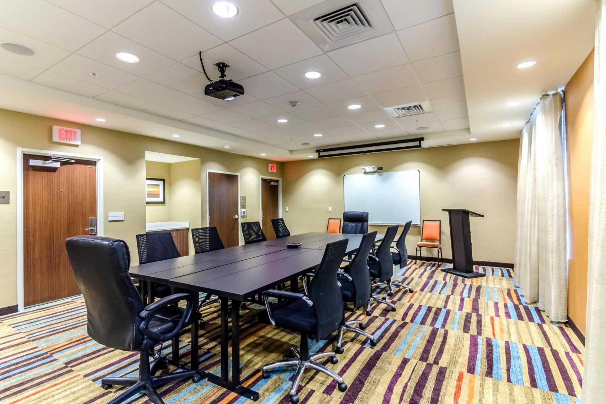 Fairfield Inn & Suites By Marriott Panama City Beach Upper Grand Lagoon Exterior foto
